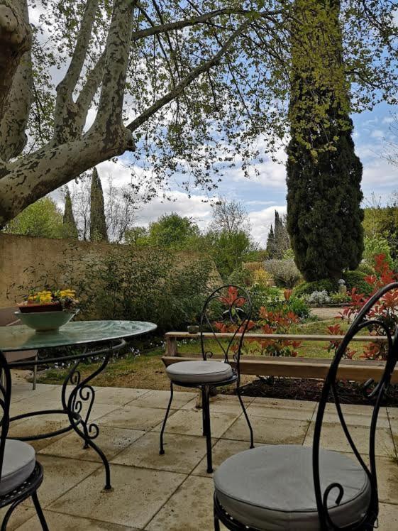 La Petite Seigneurette Villa Villeneuve-les-Avignon Exterior photo